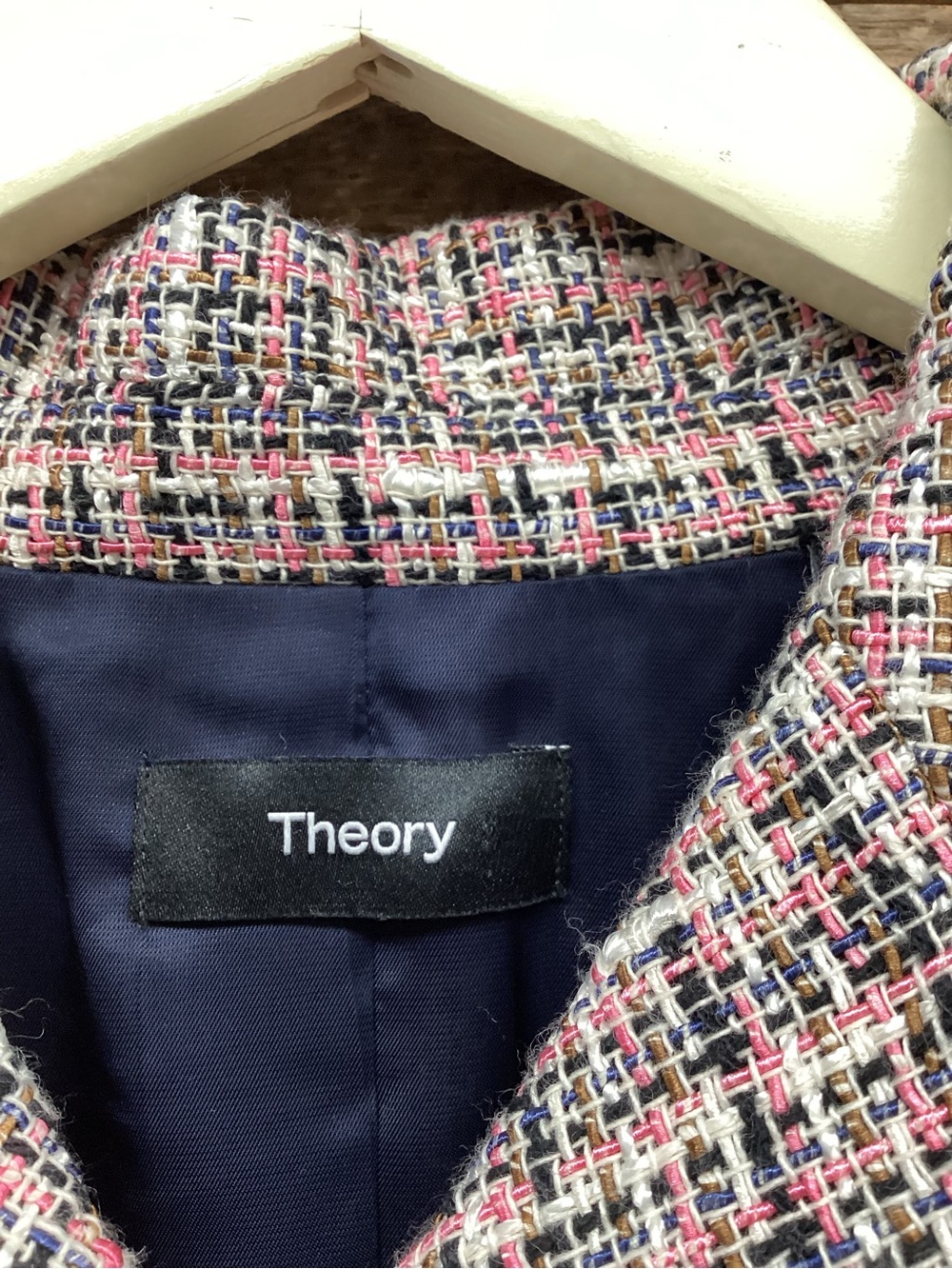 Theory Pink & White Tweed Cropped Blazer - Picture 2 of 7